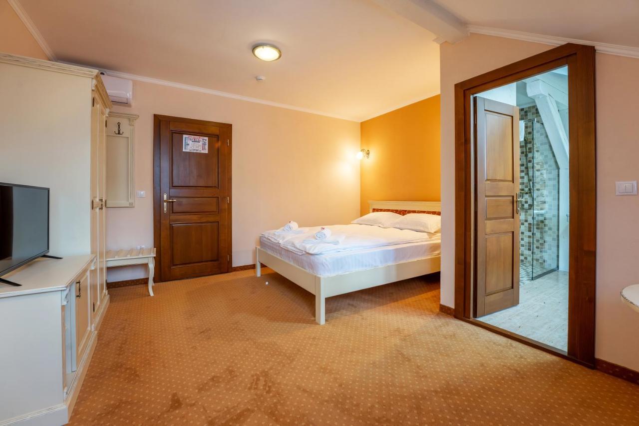 Hotel Princessophie Sighisoara Ngoại thất bức ảnh