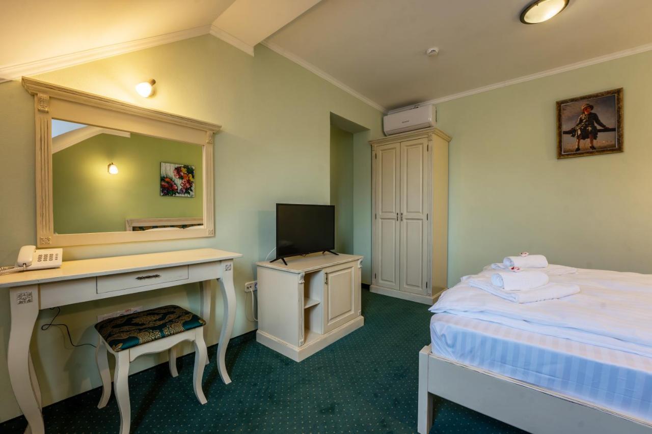 Hotel Princessophie Sighisoara Ngoại thất bức ảnh