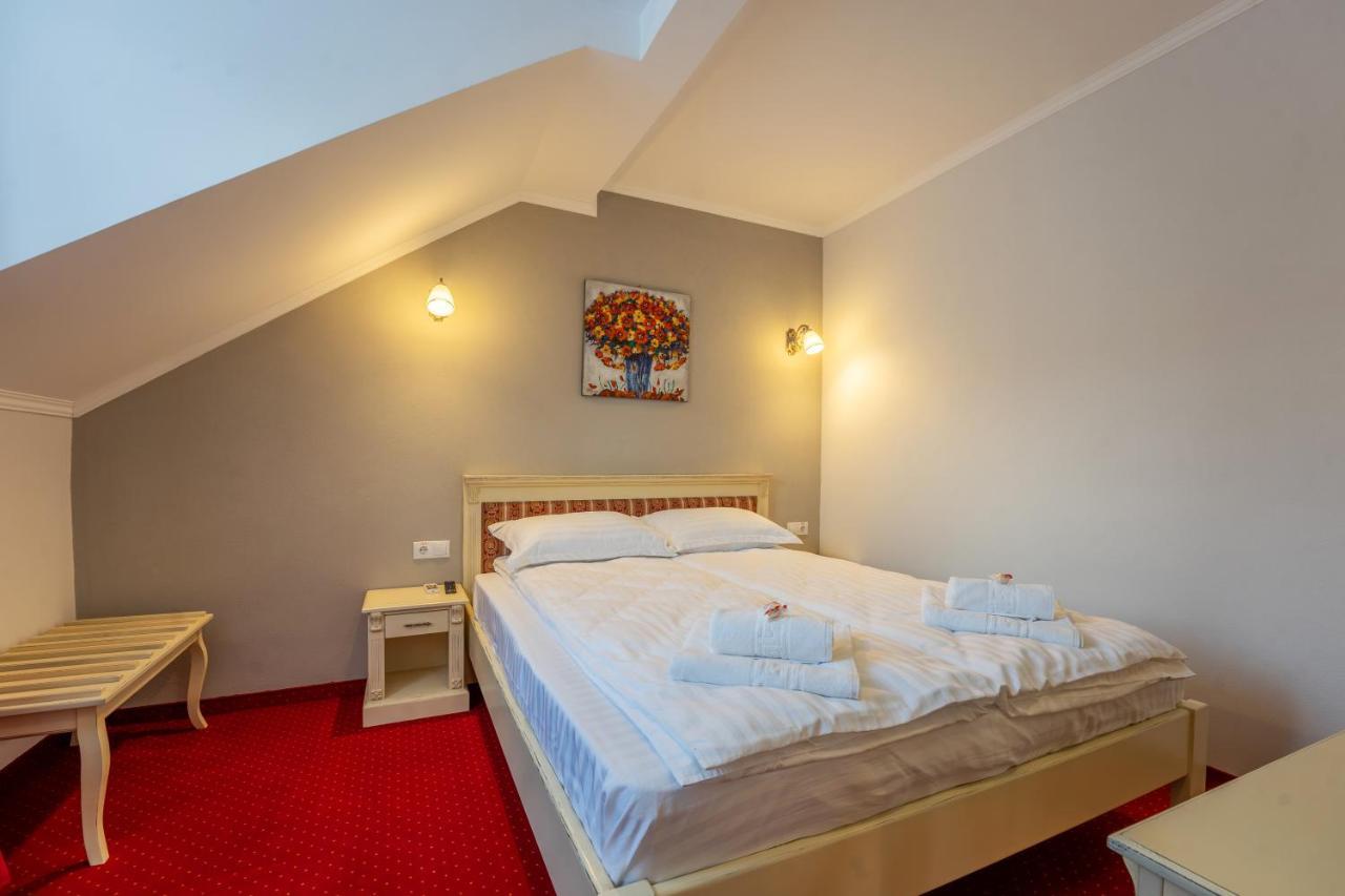 Hotel Princessophie Sighisoara Ngoại thất bức ảnh