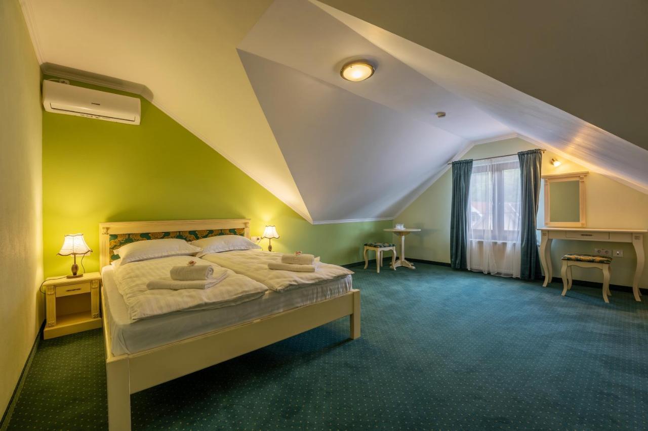 Hotel Princessophie Sighisoara Ngoại thất bức ảnh