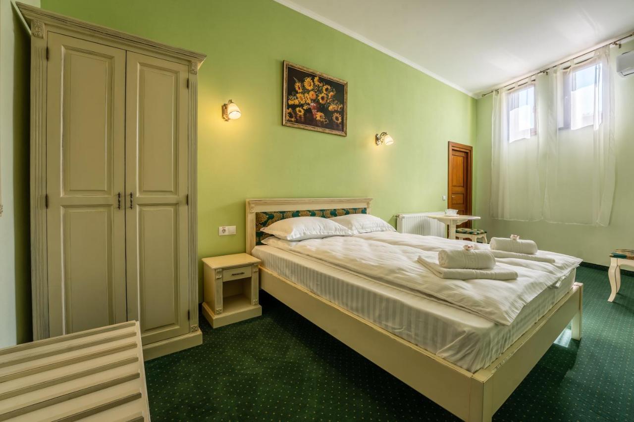 Hotel Princessophie Sighisoara Ngoại thất bức ảnh
